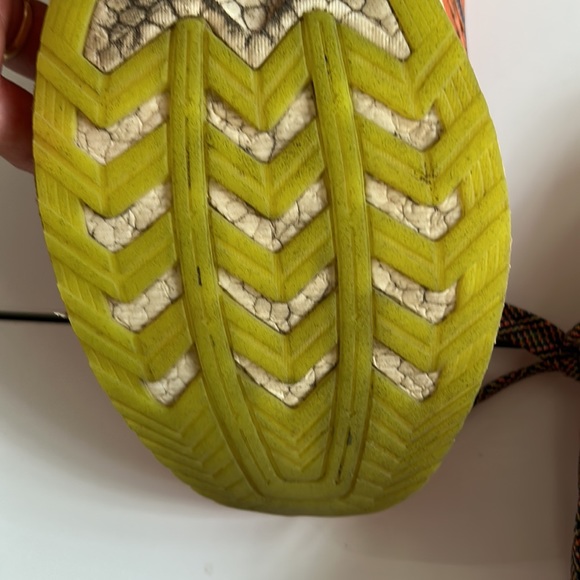 Saucony Endorphin Speed 2 - Picture 2 of 3